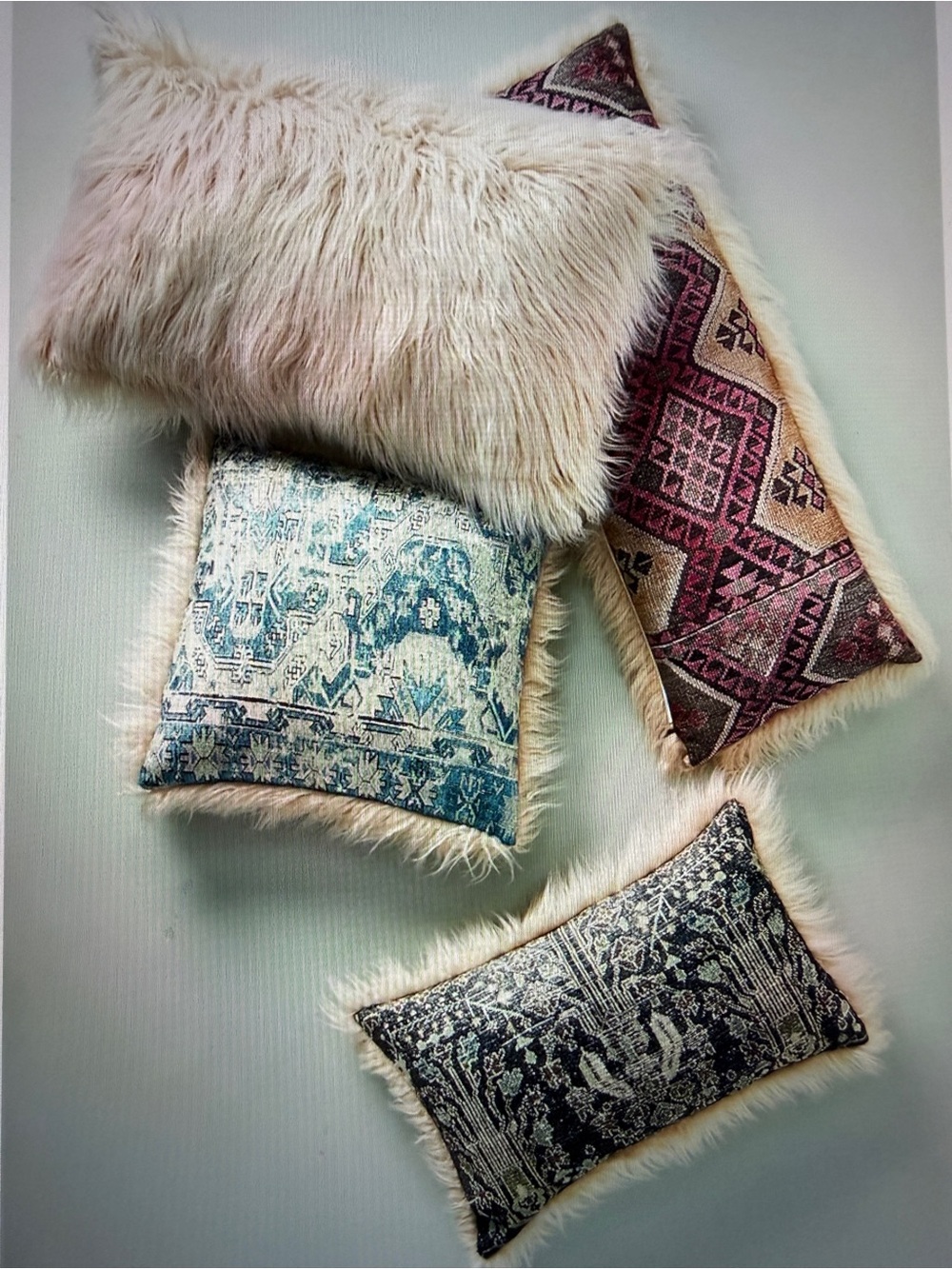 ISO: Anthropologie Shaggy Faux Fur pillows
In search of!